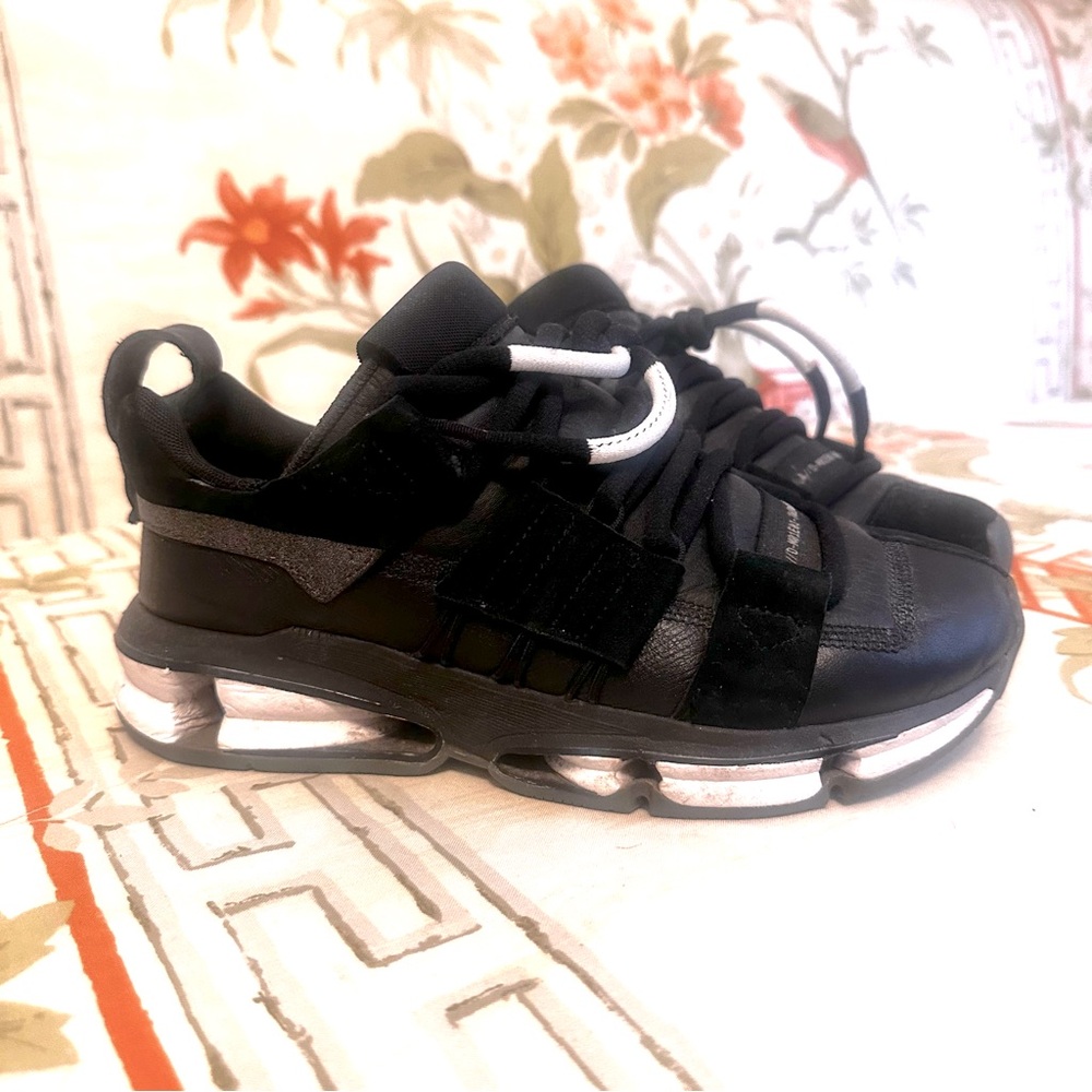 Adidas | Twinstrike Adv Stretch Lea| B28015 | US 5 | CBLACK / FTWWHT / CBLACK